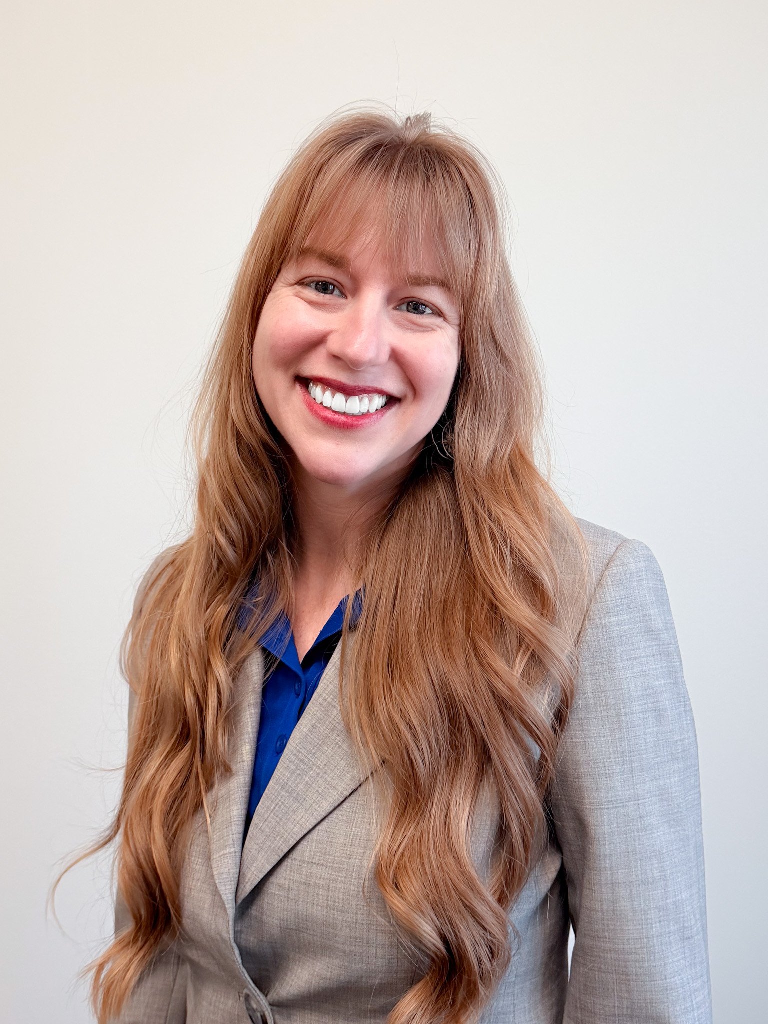 Leslie Brooks Headshot